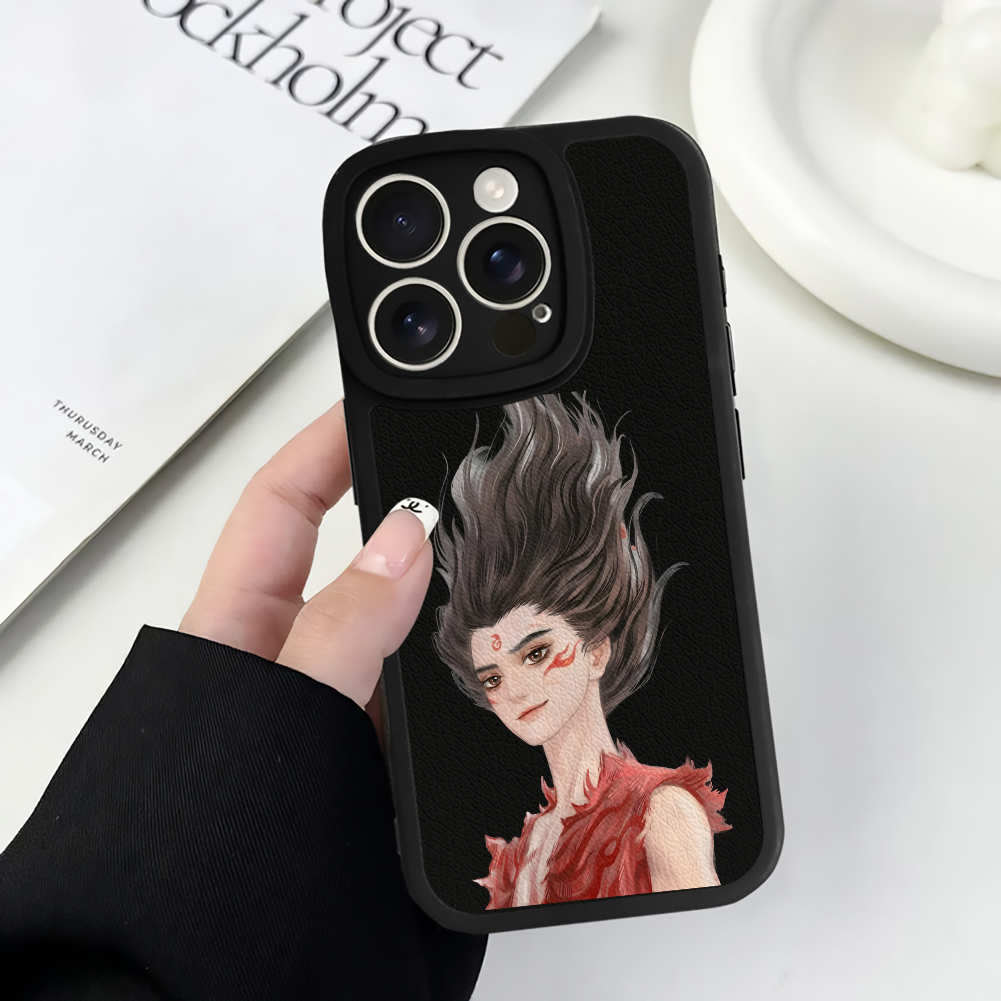 （画像用） Ne Zha 2 ナタ 魔童の大暴れ 【iPhone 16シリーズ対応】シリコンスマホケース（レザー調） 材質：シリコン